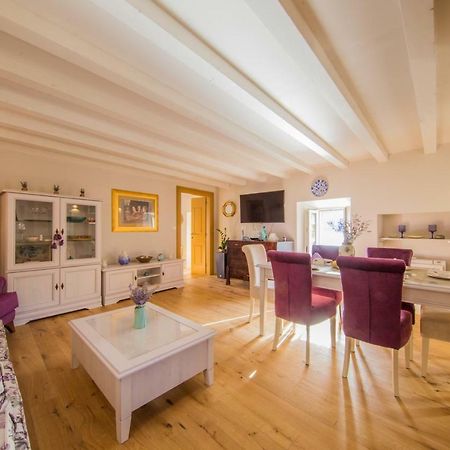 Villa Martina Komiža Екстериор снимка