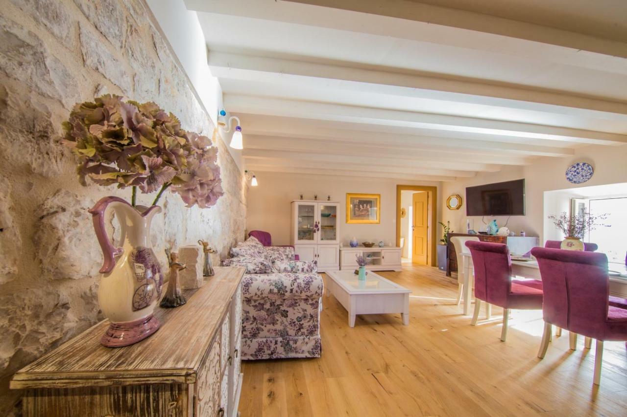 Villa Martina Komiža Екстериор снимка