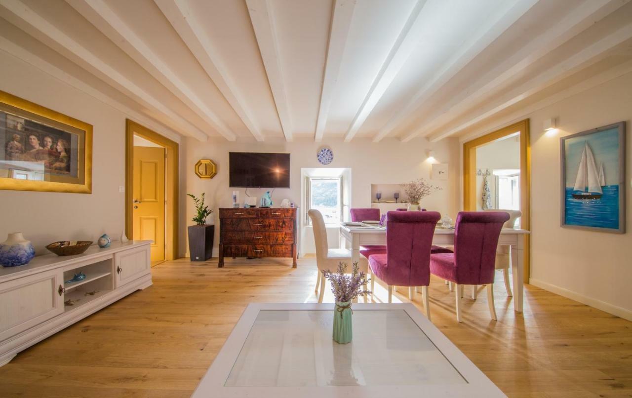 Villa Martina Komiža Екстериор снимка